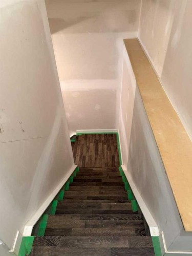 139 Evansglen Circle Nw, Calgary, AB - Indoor Photo Showing Other Room