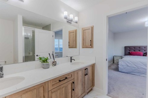 169 Verity Manor Sw, Calgary, AB - Indoor Photo Showing Bathroom