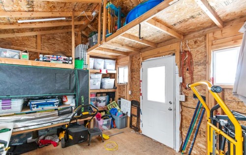 4613 48 Avenue, Olds, AB - Indoor Photo Showing Other Room