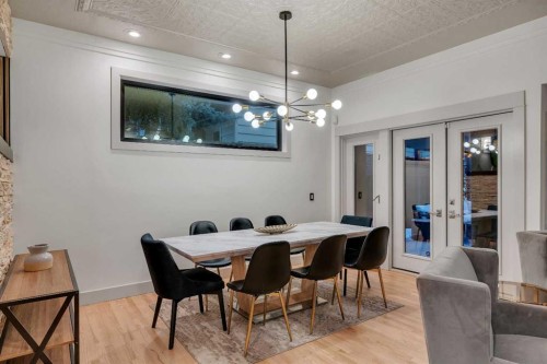 3016 7 Street Sw, Calgary, AB - Indoor Photo Showing Dining Room