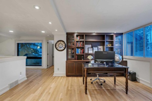 3016 7 Street Sw, Calgary, AB - Indoor Photo Showing Office