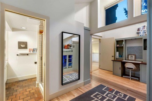 3016 7 Street Sw, Calgary, AB - Indoor Photo Showing Other Room