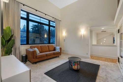 3016 7 Street Sw, Calgary, AB - Indoor