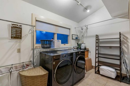 3016 7 Street Sw, Calgary, AB - Indoor