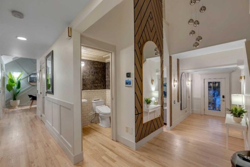 3016 7 Street Sw, Calgary, AB - Indoor Photo Showing Other Room