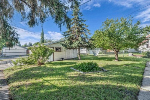 4511 Richmond Road Sw, Calgary, AB - Outdoor