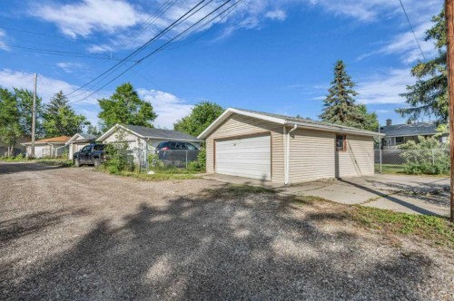 4511 Richmond Road Sw, Calgary, AB - Outdoor