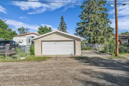 4511 Richmond Road Sw, Calgary, AB - Outdoor