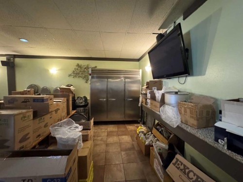 135 Whitefield Drive, Calgary, AB 