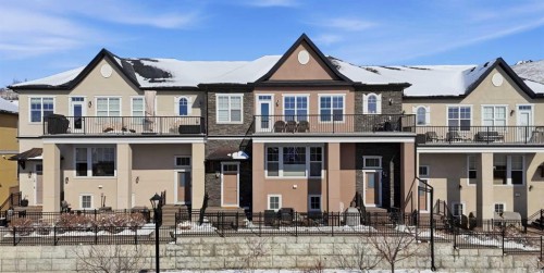 26 Cranbrook Villas Se, Calgary, AB - Outdoor With Facade
