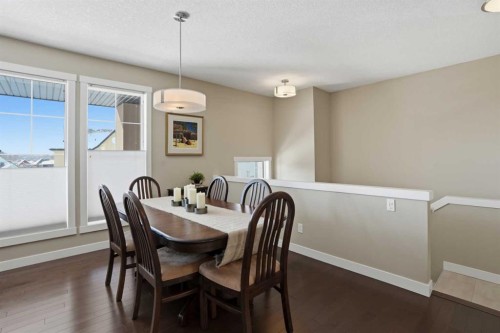 26 Cranbrook Villas Se, Calgary, AB - Indoor Photo Showing Dining Room