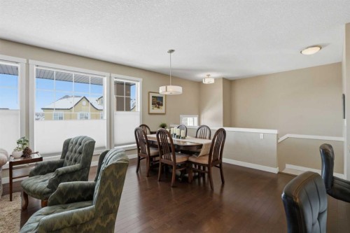 26 Cranbrook Villas Se, Calgary, AB - Indoor Photo Showing Dining Room