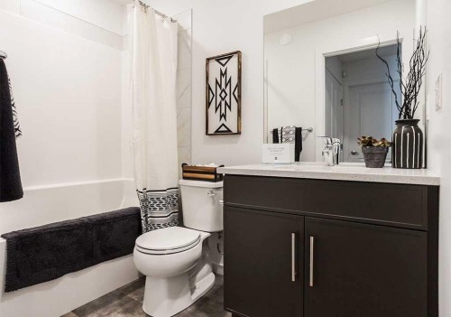 138 Sora Gardens Se, Calgary, AB - Indoor Photo Showing Bathroom