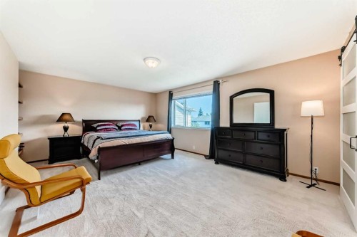 170 Shawbrooke Green Sw, Calgary, AB - Indoor Photo Showing Bedroom