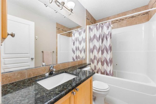 72 Panamount Heights Nw, Calgary, AB - Indoor Photo Showing Bathroom