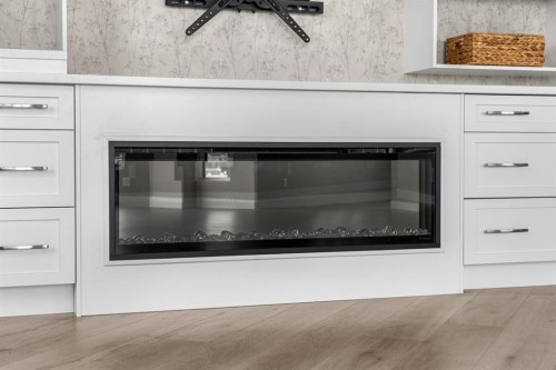 1205-32 Varsity Estates Circle Nw, Calgary, AB - Indoor Photo Showing Other Room With Fireplace