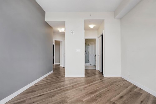 1205-32 Varsity Estates Circle Nw, Calgary, AB - Indoor Photo Showing Other Room