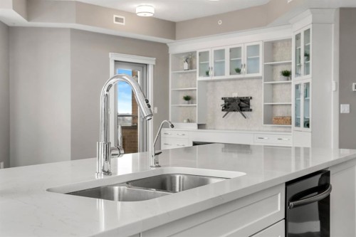 1205-32 Varsity Estates Circle Nw, Calgary, AB - Indoor Photo Showing Kitchen With Double Sink
