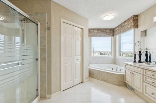 22 Valley Creek Road Nw, Calgary, AB - Indoor Photo Showing Bathroom