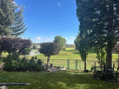 22 Valley Creek Road Nw, Calgary, AB - Outdoor