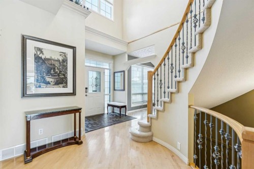 22 Valley Creek Road Nw, Calgary, AB - Indoor Photo Showing Other Room