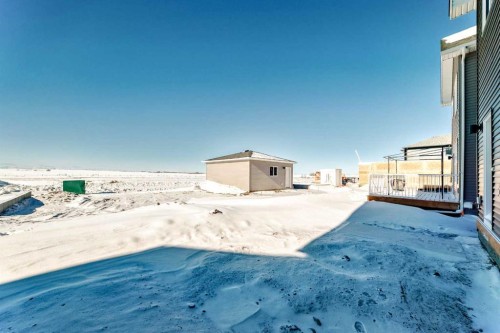 354 Ellen Park, Crossfield, AB - Outdoor