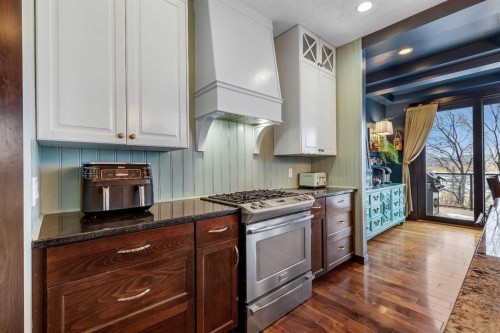 70 Chaparral Valley Square Se, Calgary, AB - Indoor Photo Showing Kitchen