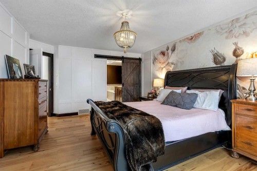 70 Chaparral Valley Square Se, Calgary, AB - Indoor Photo Showing Bedroom