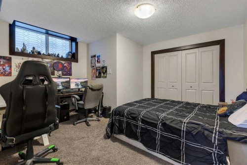 70 Chaparral Valley Square Se, Calgary, AB - Indoor Photo Showing Other Room