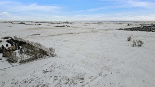 4;25;24;26 Se Range Road 251, Strathmore, AB 