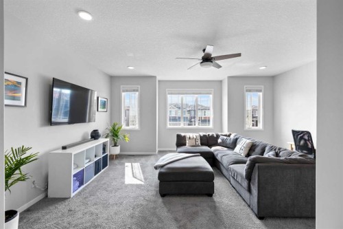 223 Howse Drive Ne, Calgary, AB - Indoor Photo Showing Living Room