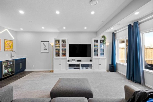 223 Howse Drive Ne, Calgary, AB - Indoor Photo Showing Living Room