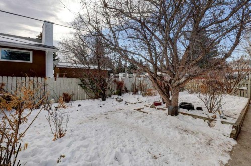 3835 Varsity Drive Nw, Calgary, AB - Outdoor