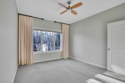 27-925 Imperial Drive, Diamond Valley, AB - Indoor Photo Showing Other Room