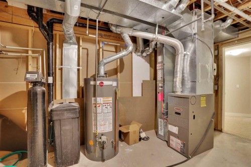 27-925 Imperial Drive, Diamond Valley, AB - Indoor Photo Showing Basement