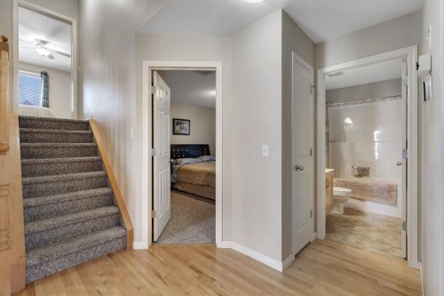 23 Evansbrooke Manor Nw, Calgary, AB - Indoor Photo Showing Other Room