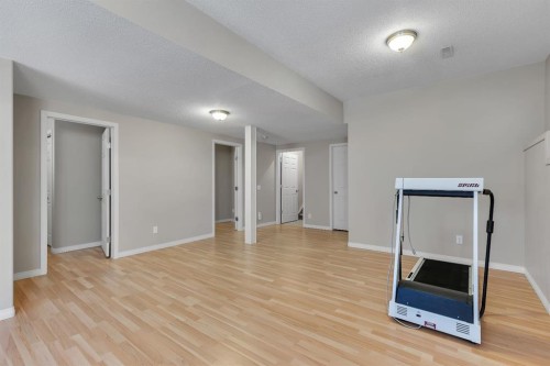 23 Evansbrooke Manor Nw, Calgary, AB - Indoor