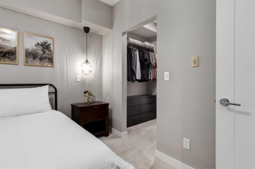 312-10 Walgrove Walk Se, Calgary, AB - Indoor Photo Showing Bedroom
