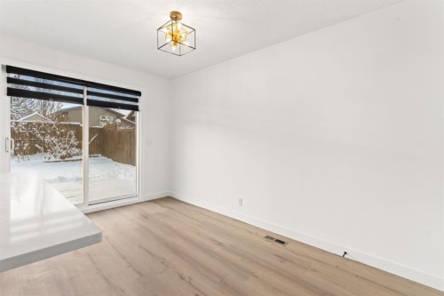 111 Macewan Glen Close Nw, Calgary, AB - Indoor Photo Showing Other Room