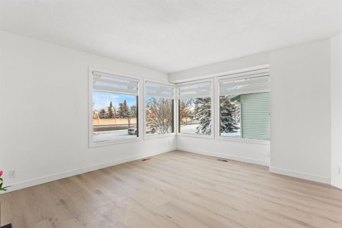 111 Macewan Glen Close Nw, Calgary, AB - Indoor Photo Showing Other Room