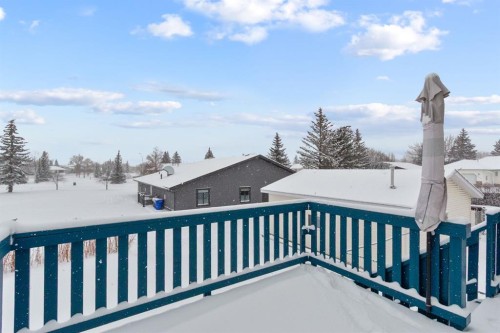 6228 Cypress Close, Olds, AB - Outdoor