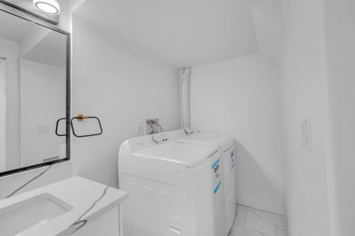 3229 Doverville Crescent Se, Calgary, AB - Indoor Photo Showing Laundry Room