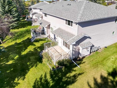 100 Catalina Circle Ne, Calgary, AB - Outdoor