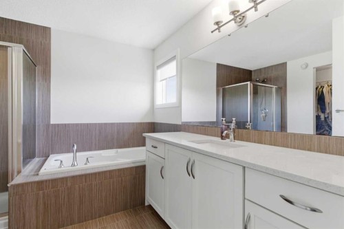 21 Evansview Manor Nw, Calgary, AB - Indoor Photo Showing Bathroom