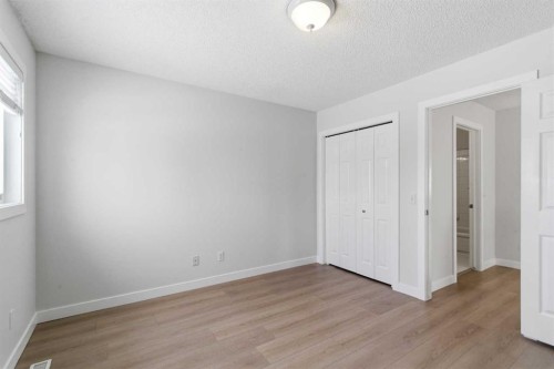 39 Arbour Ridge Mews Nw, Calgary, AB - Indoor Photo Showing Other Room