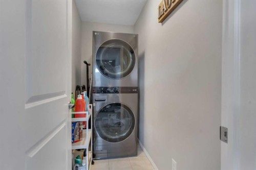 16 Nolancrest Circle Nw, Calgary, AB - Indoor Photo Showing Laundry Room