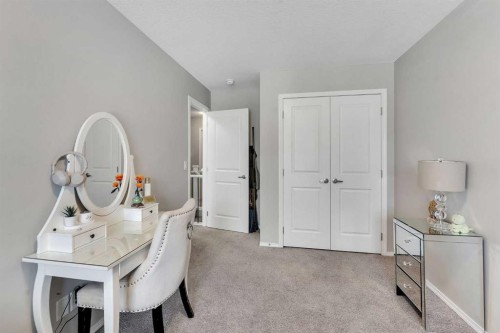 16 Nolancrest Circle Nw, Calgary, AB - Indoor