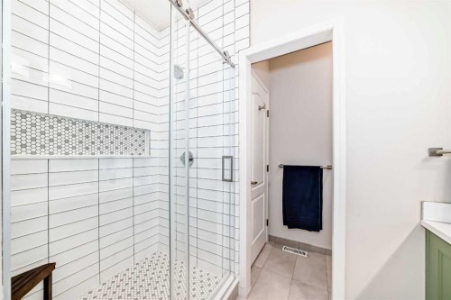 5 Bridle Estates Road Sw, Calgary, AB - Indoor Photo Showing Bathroom