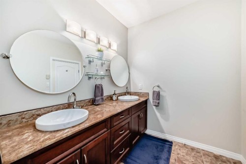 5 Bridle Estates Road Sw, Calgary, AB - Indoor Photo Showing Bathroom