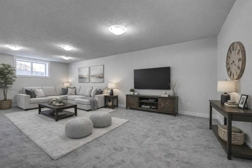 36 Pennsburg Place Se, Calgary, AB - Indoor Photo Showing Other Room